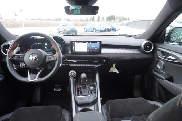 2025 Alfa Romeo Tonale TONALE INTENSA HYBRID EAWD 2025 Alfa Romeo Tonale TONALE INTENSA HYBRID EAWD