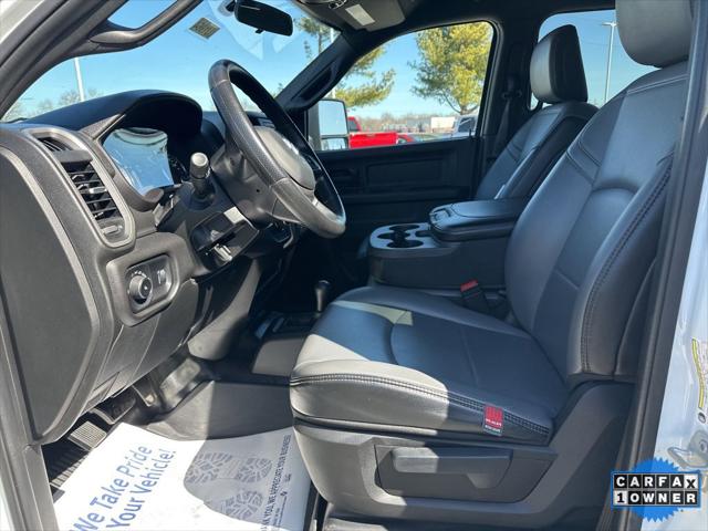 2024 RAM 3500 Tradesman Crew Cab 4x4 64 Box