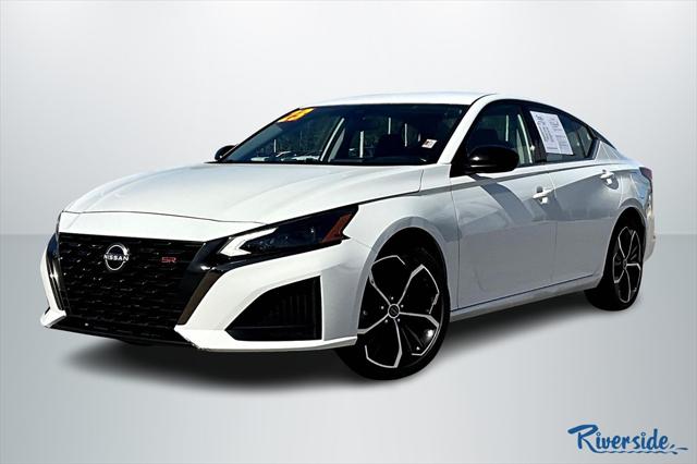 2023 Nissan Altima SR FWD