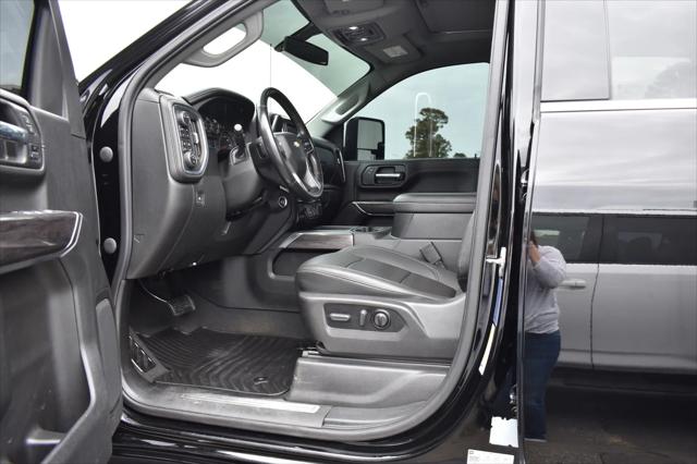 2022 Chevrolet Silverado 2500HD 4WD Crew Cab Standard Bed LTZ