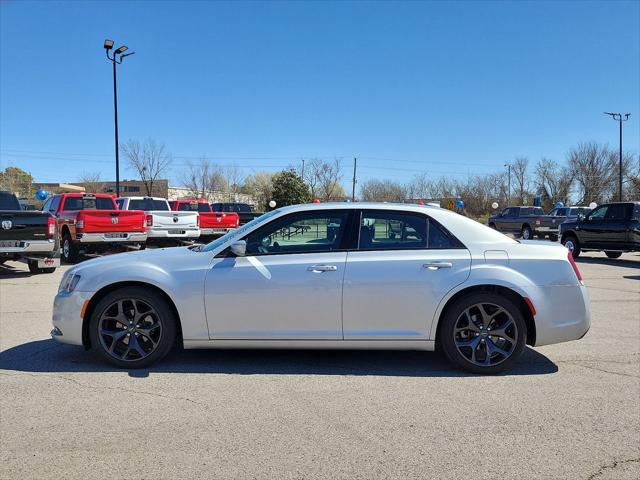 2023 Chrysler 300 300S