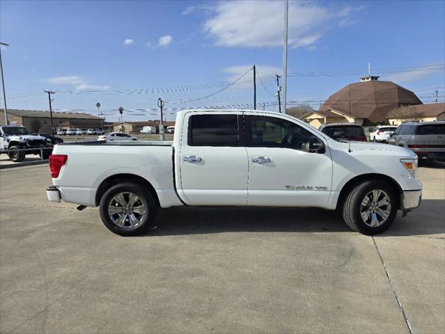 2019 Nissan TITAN SV