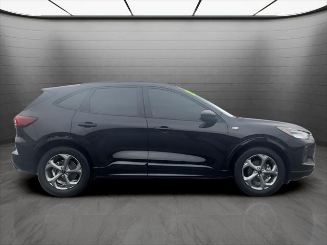 2024 Ford Escape ST-Line 2024 Ford Escape ST-Line
