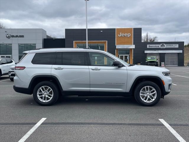 2023 Jeep Grand Cherokee L Laredo 4x4