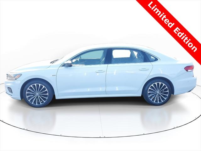 2022 Volkswagen Passat 2.0T Limited Edition