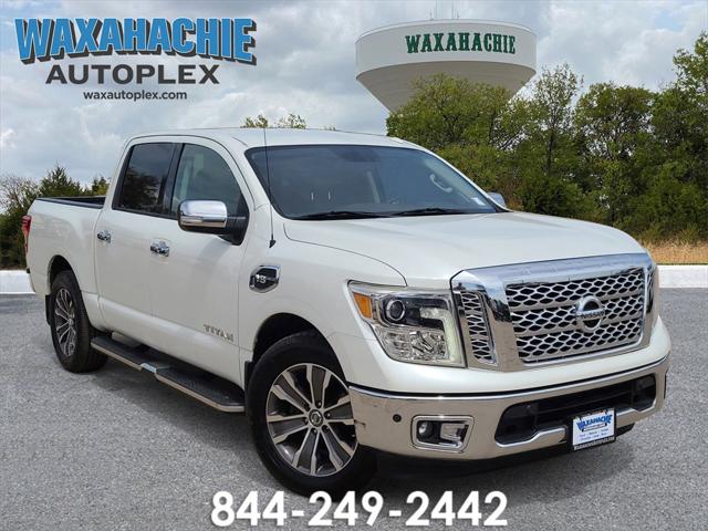 2017 Nissan TITAN SL