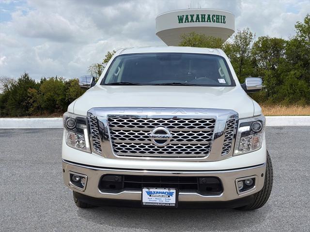 2017 Nissan TITAN SL