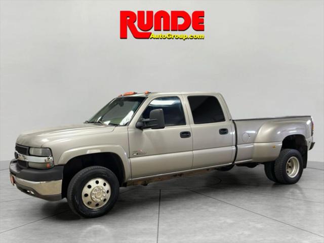 2002 Chevrolet Silverado 3500 LS