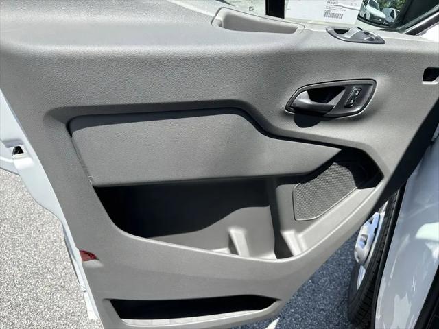 2025 Ford Transit Cargo Van T-150