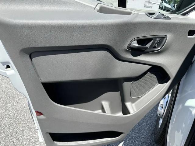 2025 Ford Transit Cargo Van T-150