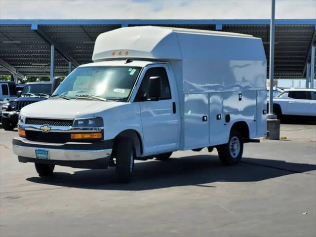 2024 Chevrolet Express Cutaway Work Van