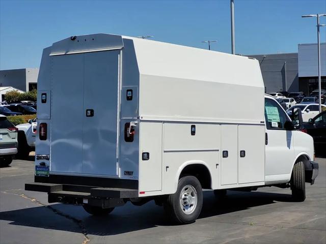 2024 Chevrolet Express Cutaway Work Van