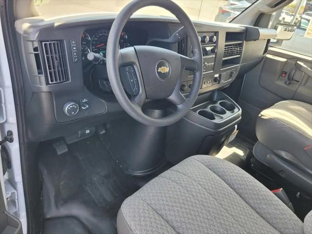 2024 Chevrolet Express Cutaway Work Van