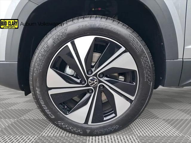 2025 Volkswagen Taos 1.5T SE