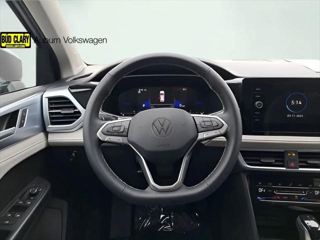 2025 Volkswagen Taos 1.5T SE