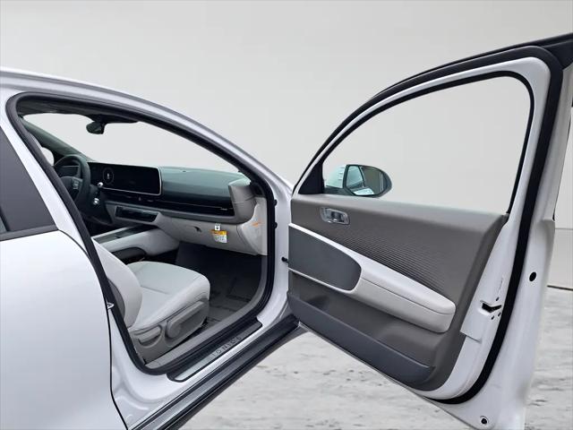 2025 Hyundai IONIQ 6 SEL