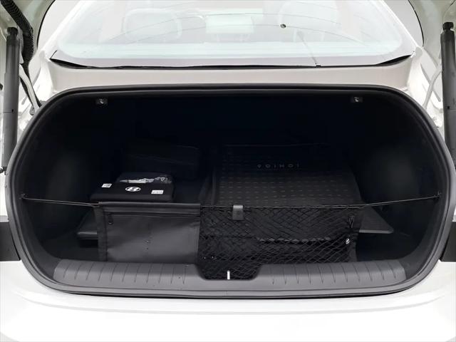 2025 Hyundai IONIQ 6 SEL