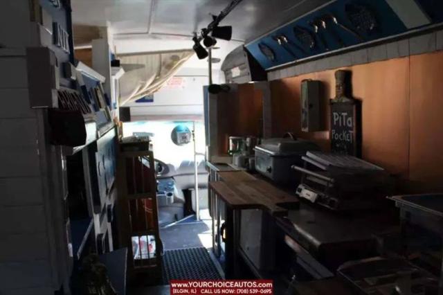 2006 Ford E-450 Cutaway Commercial Van