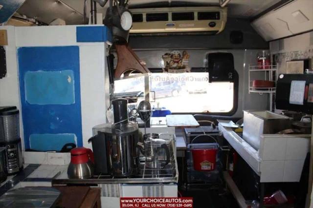 2006 Ford E-450 Cutaway Commercial Van
