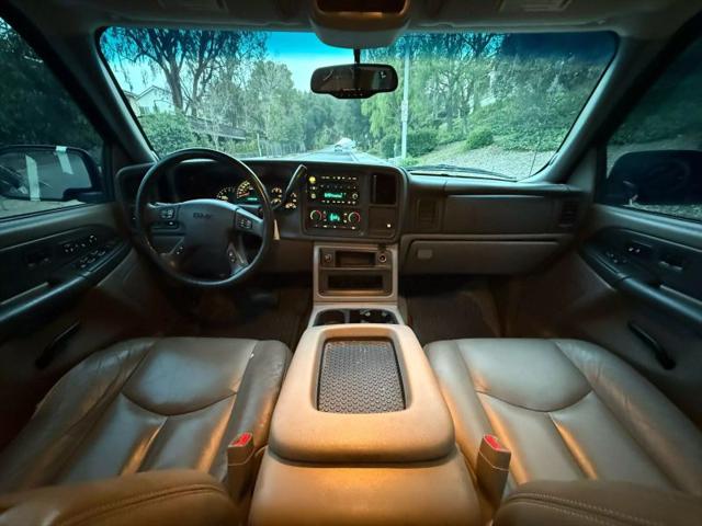 2003 GMC Yukon SLT