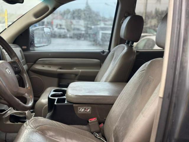 2004 Dodge Ram 3500 SLT/Laramie