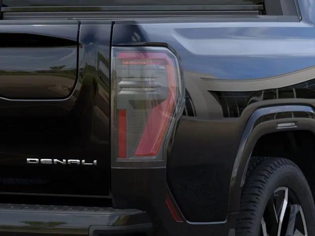 2025 GMC Sierra Max Range Denali