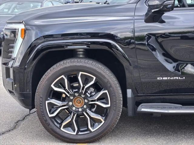 2025 GMC Sierra Max Range Denali