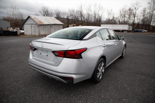 2022 Nissan Altima S FWD