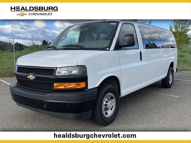 2022 Chevrolet Express Passenger RWD 3500 Extended Wheelbase LS