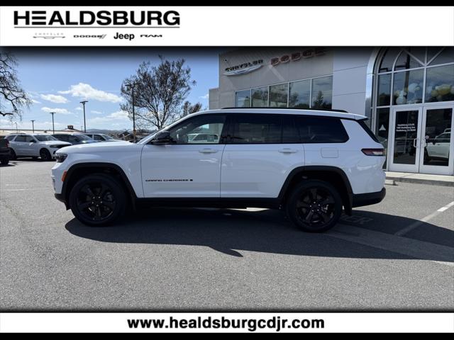 2025 Jeep Grand Cherokee GRAND CHEROKEE L LIMITED 4X4