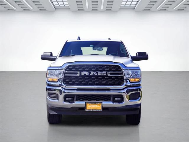 2022 RAM 2500 Big Horn Crew Cab 4x4 8 Box