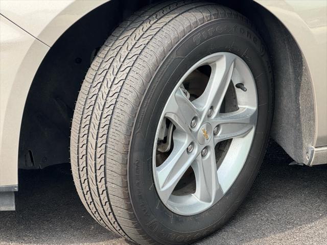 2022 Chevrolet Malibu FWD LT