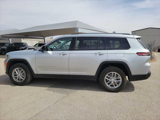 2024 Jeep Grand Cherokee L Laredo 4x4