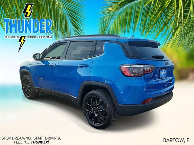 2025 Jeep Compass COMPASS LATITUDE 4X4