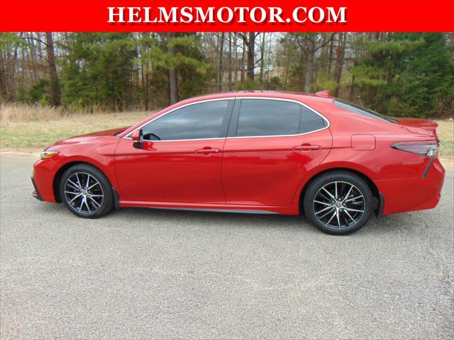 2023 Toyota Camry SE