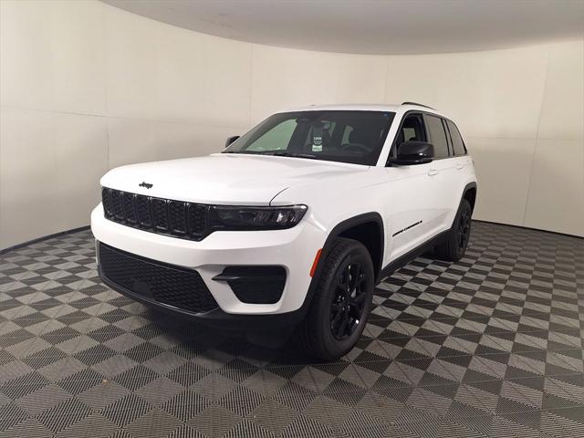2025 Jeep Grand Cherokee GRAND CHEROKEE ALTITUDE 4X4