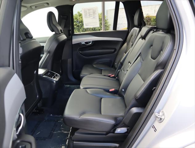 2025 Volvo XC90 B5 Core