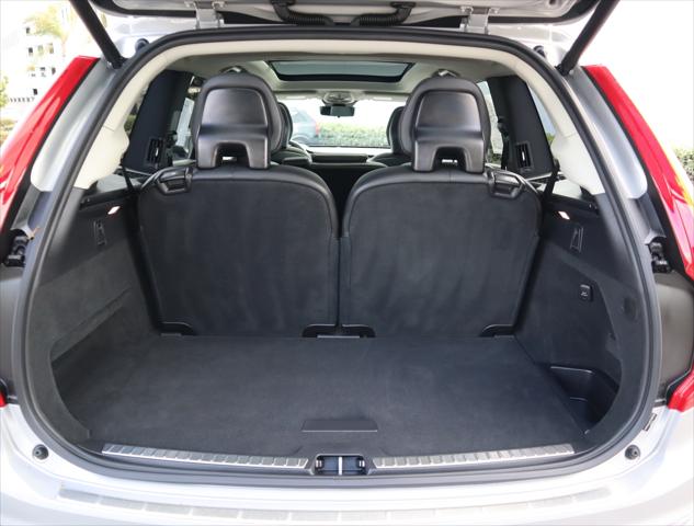 2025 Volvo XC90 B5 Core