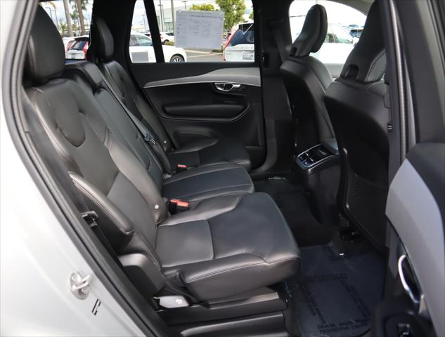 2025 Volvo XC90 B5 Core