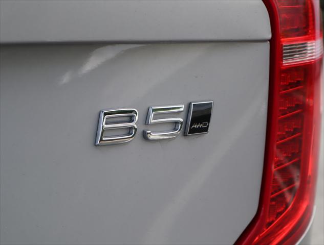 2025 Volvo XC90 B5 Core