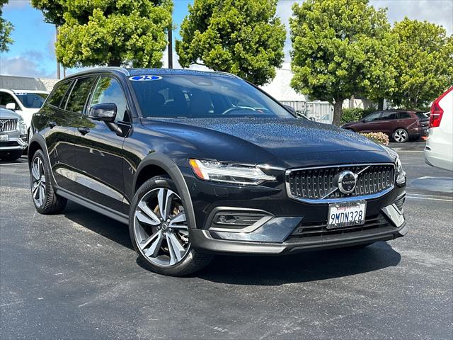 2025 Volvo V60 Cross Country B5 Plus for sale in Santa Ana, CA