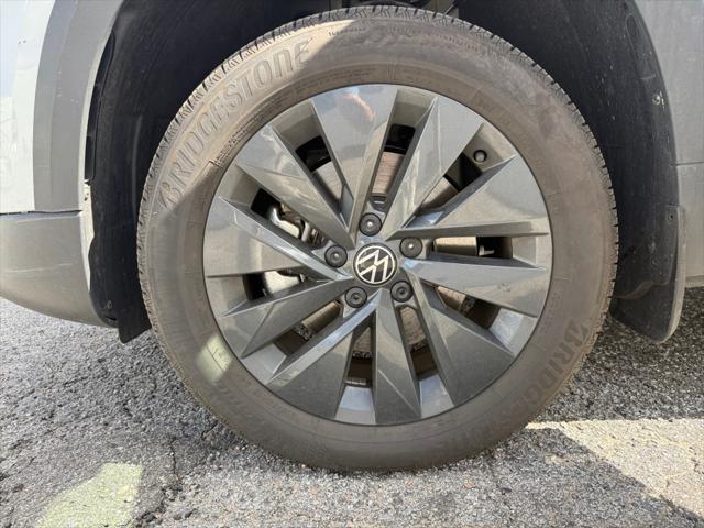 2024 Volkswagen Taos 1.5T S