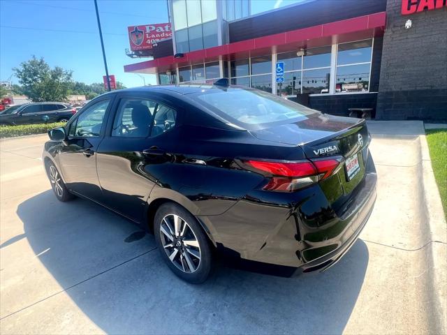 2021 Nissan Versa SV Xtronic CVT