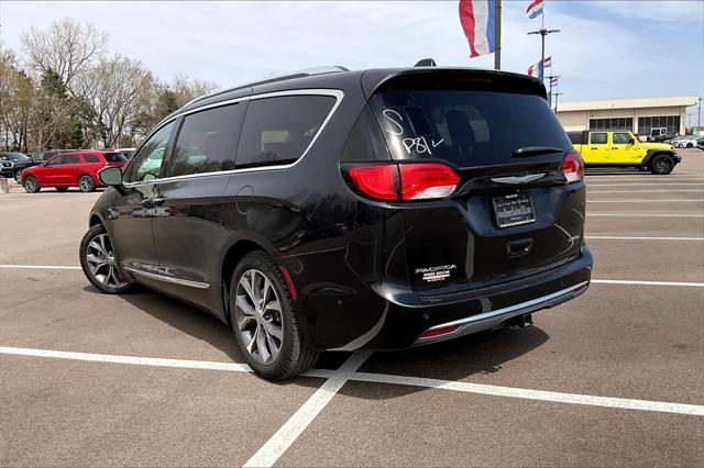 Used 2017 Chrysler Pacifica For Sale in Olive Branch, MS