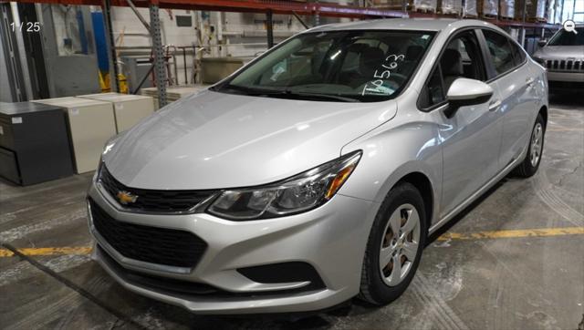 Used 2019 Chevrolet Cruze For Sale in Waterford Twp, MI