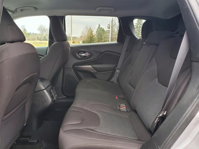 Used 2021 Jeep Cherokee For Sale in Waterford Twp, MI