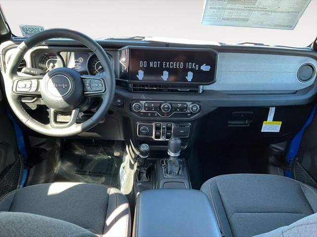 2025 Jeep Wrangler 4-Door Summit 4x4