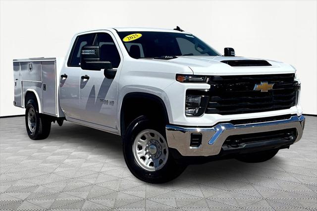 2025 Chevrolet Silverado 3500HD 4WD Double Cab Long Bed Work Truck