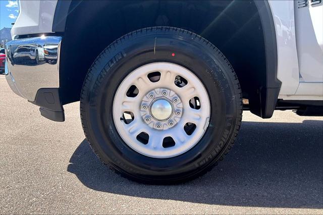 2025 Chevrolet Silverado 3500HD 4WD Double Cab Long Bed Work Truck