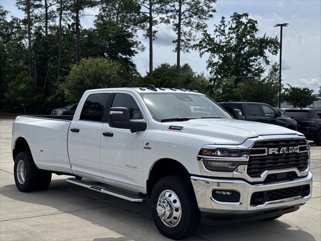 2025 RAM Ram 3500 RAM 3500 BIG HORN CREW CAB 4X4 8 BOX